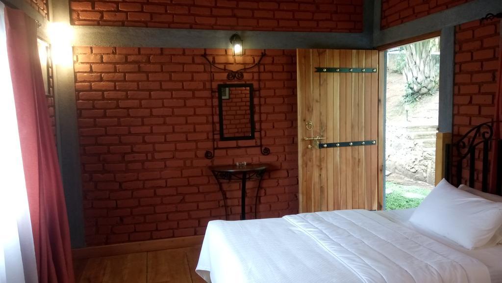 Tea Leaf Retreat Apartamento Kandy Exterior foto